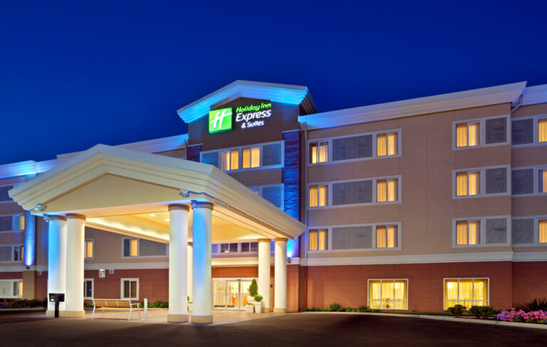 Holiday Inn 768x487